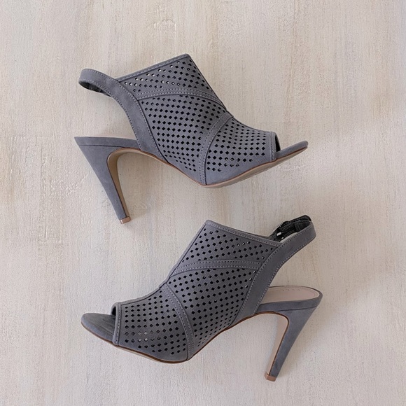 Kelly & Katie Eliassi gray perforated heeled boots - Picture 1 of 6